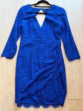 Guess Blue Lace Dress L 💙 Bodycon Scalloped Cocktail